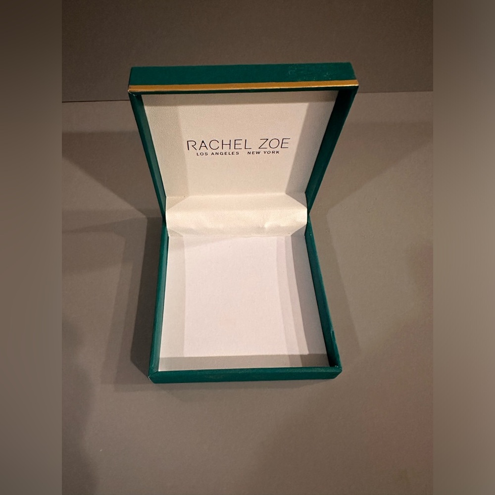 🆕 Rachel Zoe Jewelry gift box